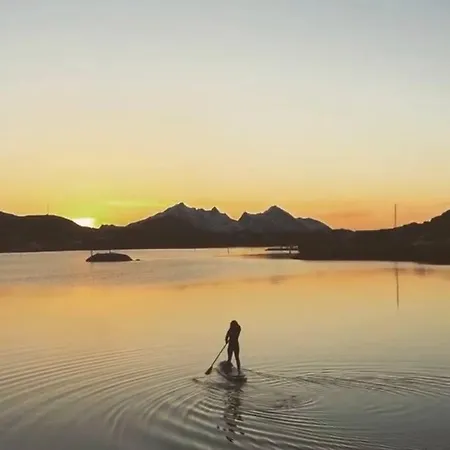Kraemmervika Rorbuer - Lofoten Sauna Cabin #7 *